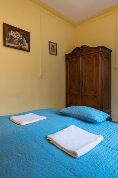 Big Cosy Retro Apt, Free Parking, 15Min Oldtown & Kazimierz - By Homelike Krakow Ngoại thất bức ảnh