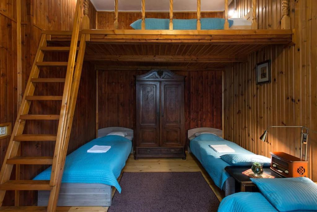Big Cosy Retro Apt, Free Parking, 15Min Oldtown & Kazimierz - By Homelike Krakow Ngoại thất bức ảnh